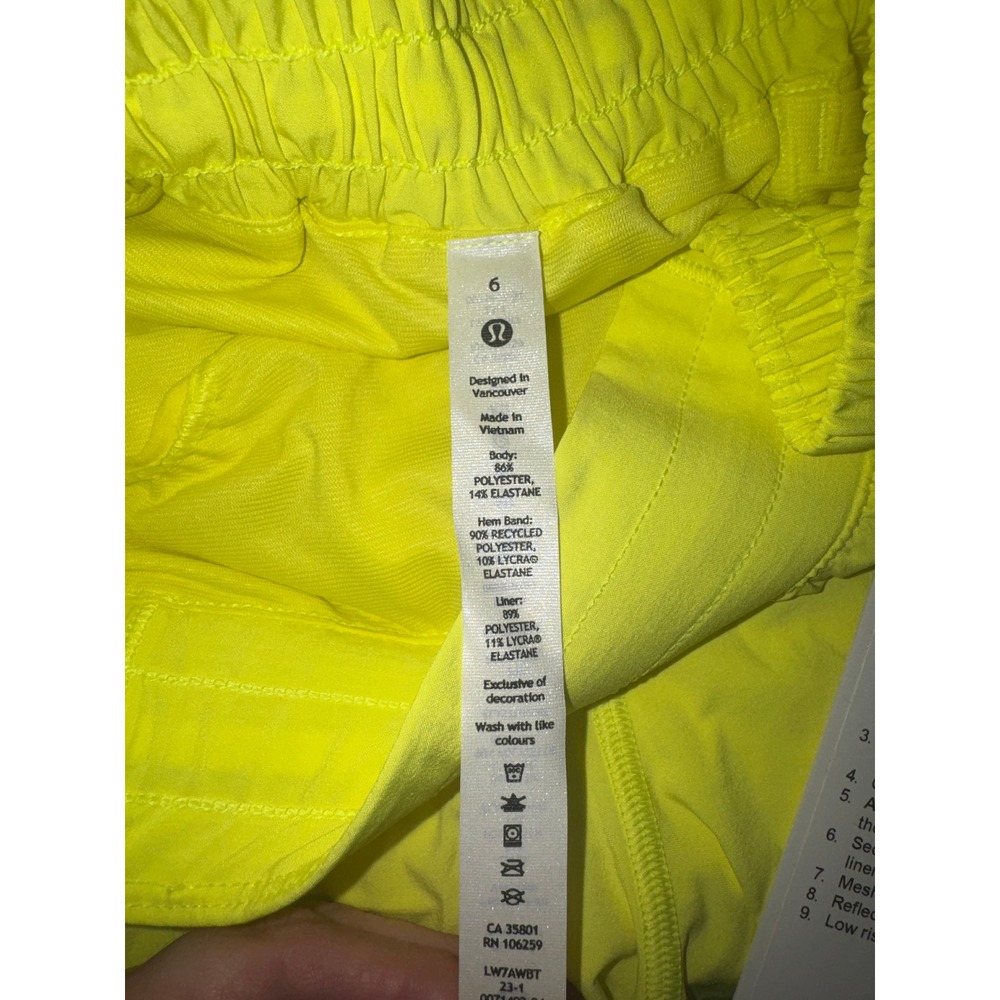 Lululemon Hotty Hot LR Short 4" Lined Electric Lemon Yellow ELLE Size 6 - Picture 4 of 6
